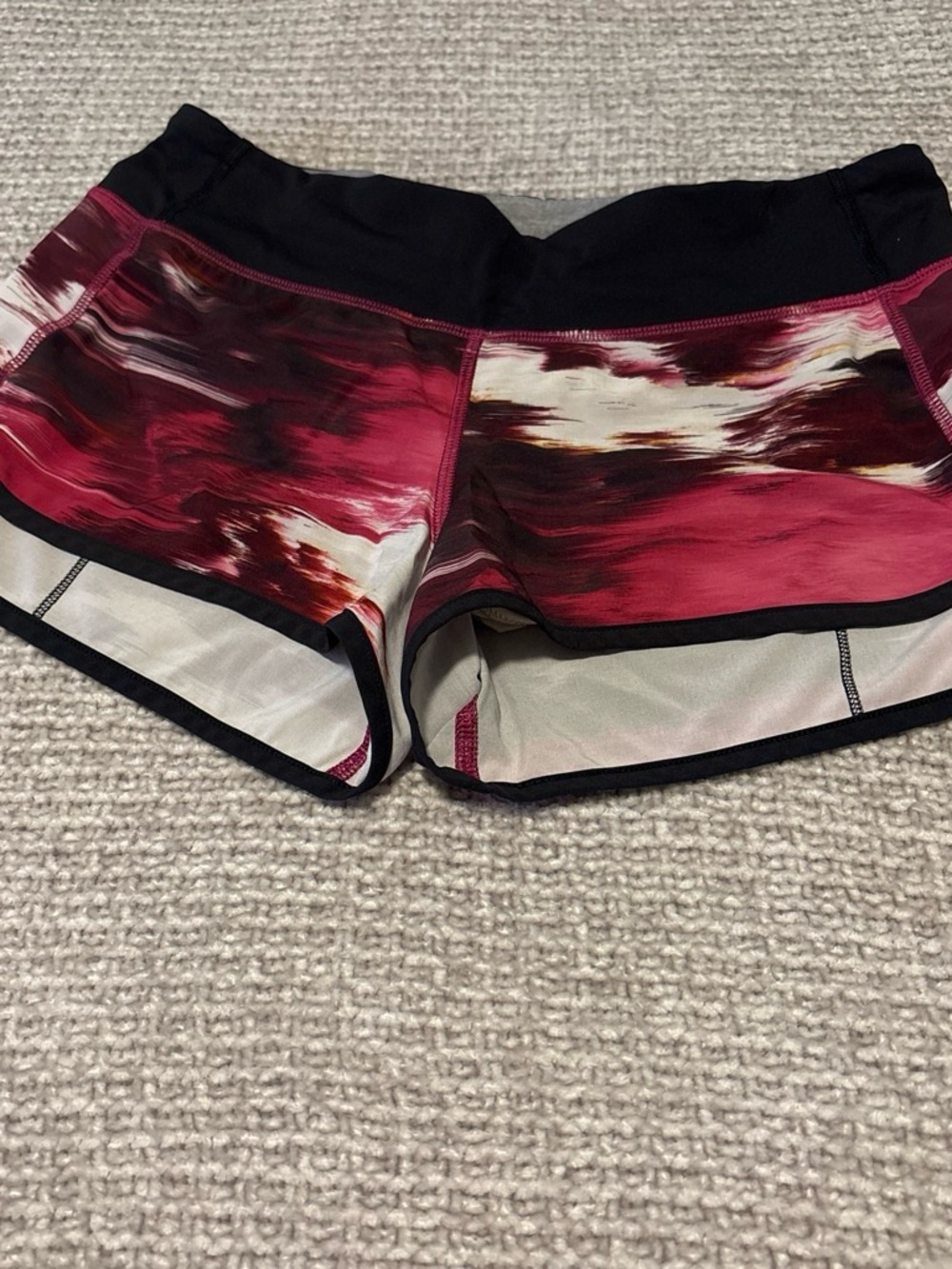 lululemon athletica Maroon & Black Abstract Print Athletic Shorts